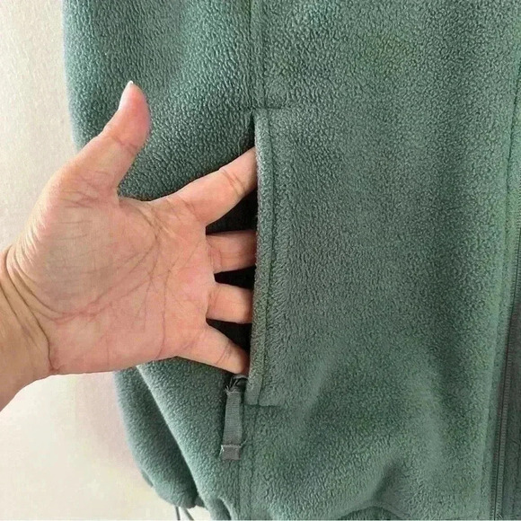 Cabela’s Vest Women’s Size XL Full Zip Fleece Zippered Pockets Green - Picture 4 of 14
